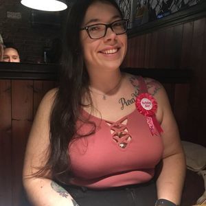 Meet your Posher, Caroline